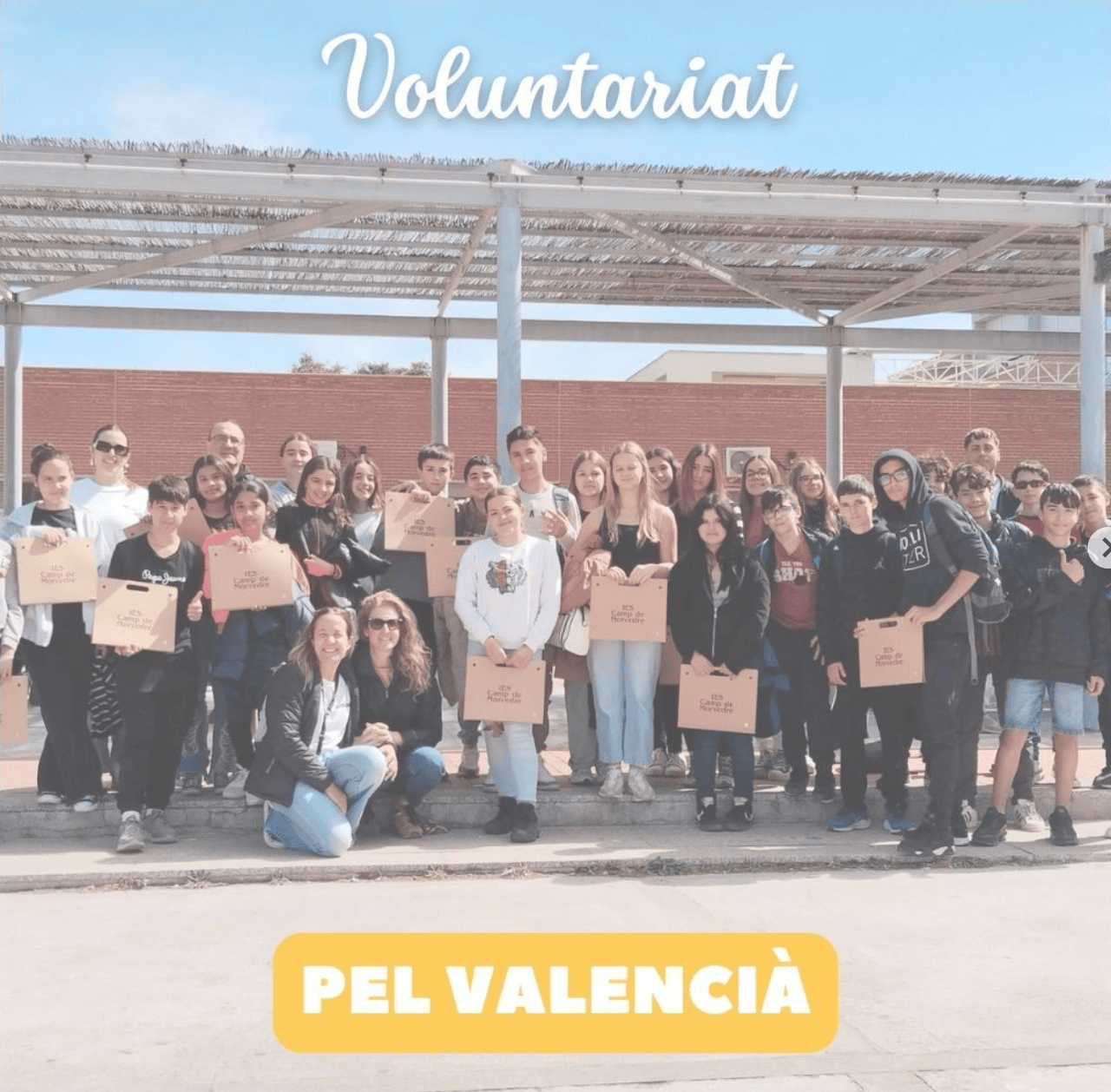 Portar el valencià a fora de l'aula: l'experiència de l'IES Camp de Morvedre